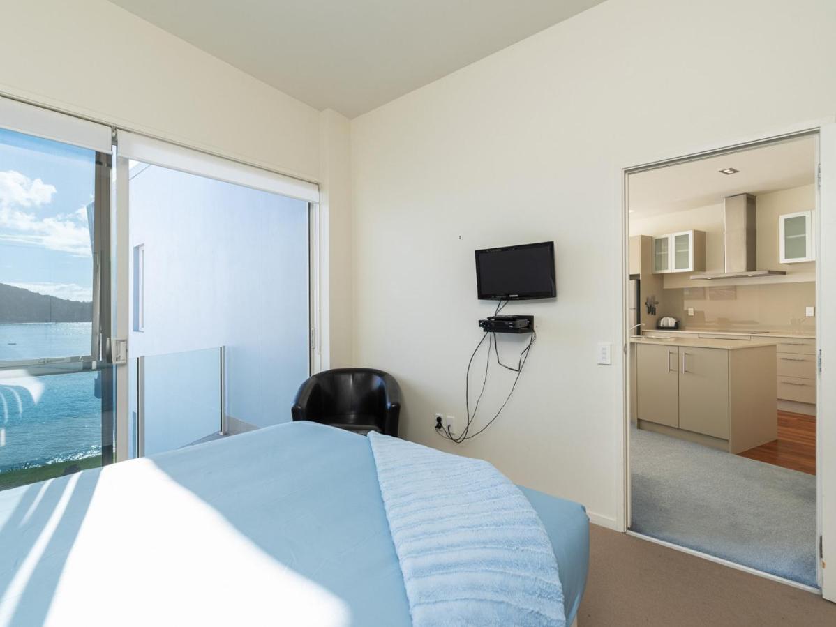 Sail Away - Waterfront Paihia Holiday Apartment Buitenkant foto